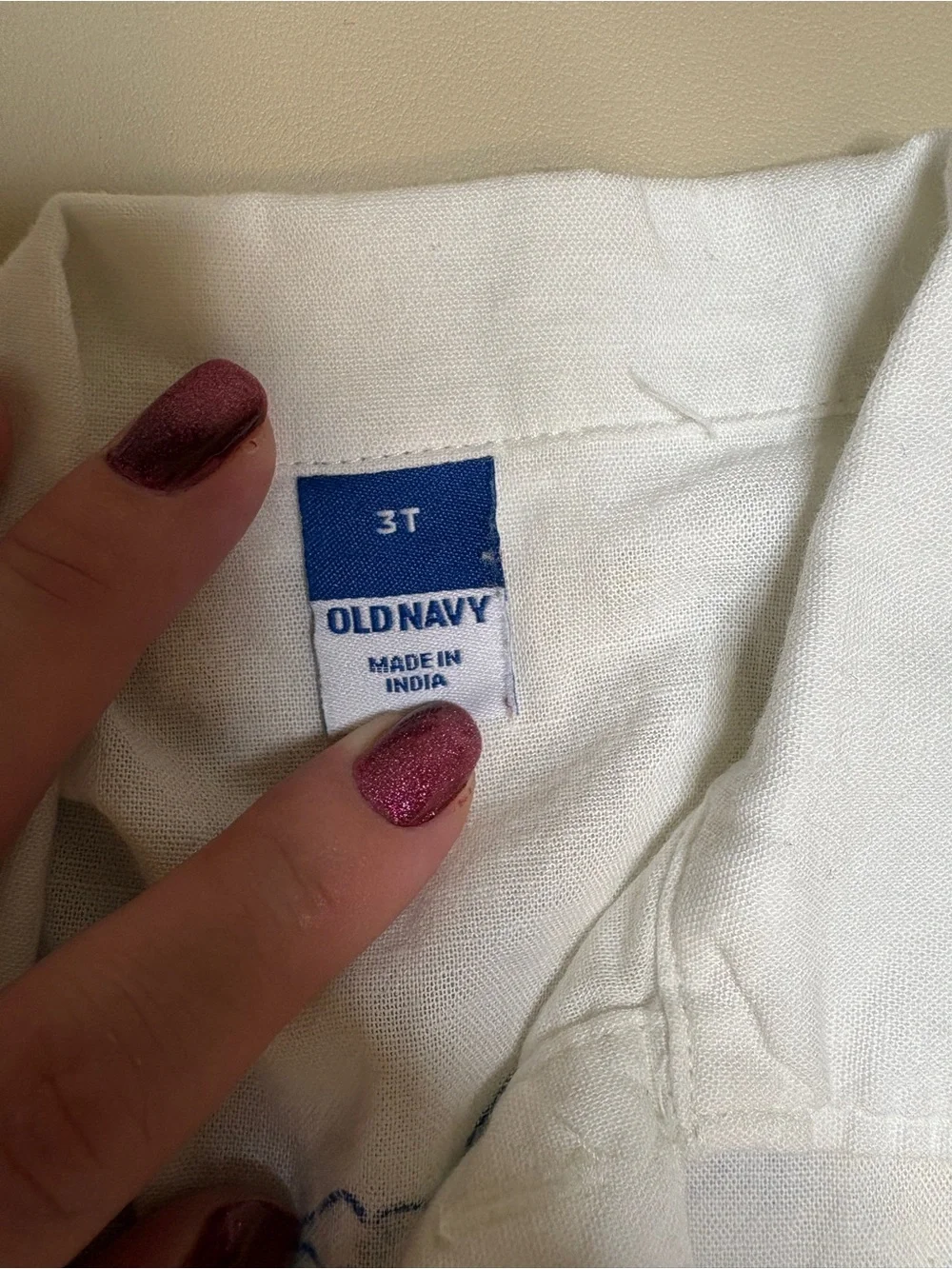 Old Navy white short